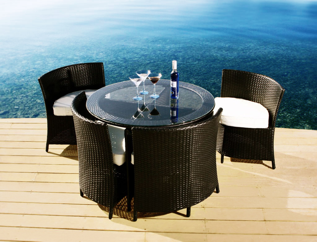 Bar de jardin r&eacute;sine tress&eacute;e noir FIDJI