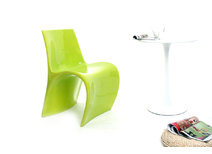 Chaise design verte OWIE