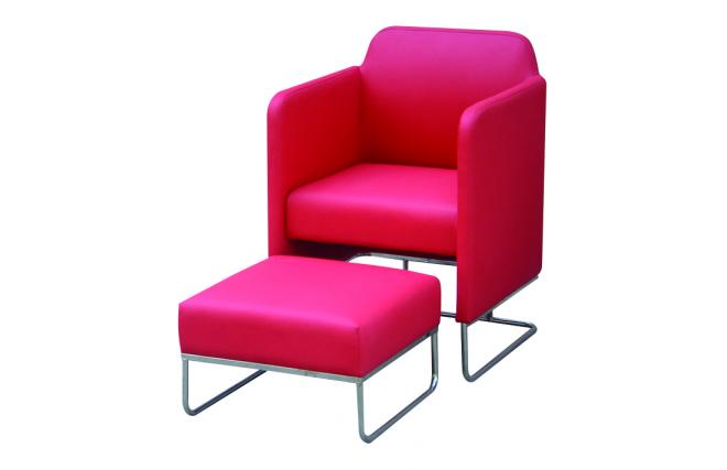 Fauteuil rouge moderne NOLAN et son repose pieds assorti 