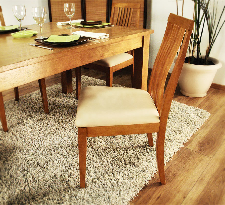 Lot de 2 chaises cuisine / salle &agrave; manger JILLI ch&ecirc;ne malaisien  Coloris ch&ecirc;ne Clair