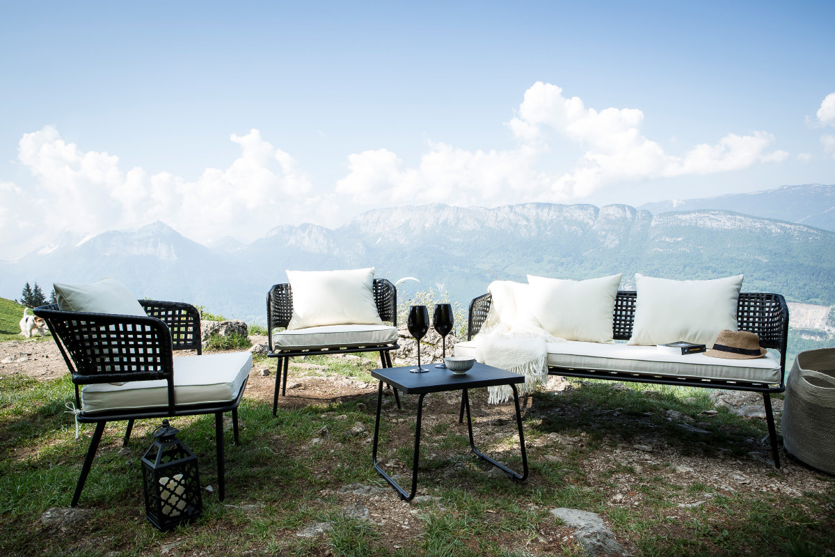 Banc de jardin en fils de r�sine noir MONACO