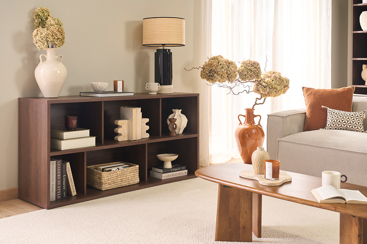 Biblioth�que basse finition bois fonc� noyer L140 cm EPURE