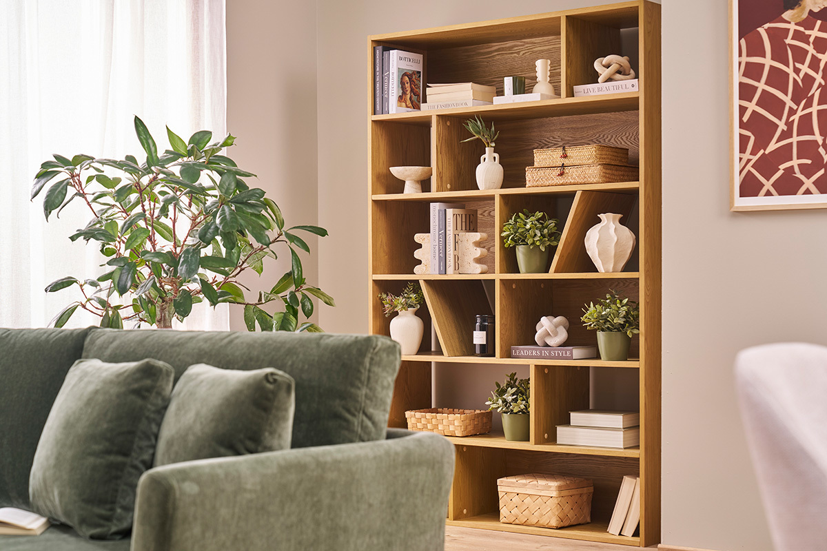 Biblioth�que design en bois clair L120 cm AZTEQUE