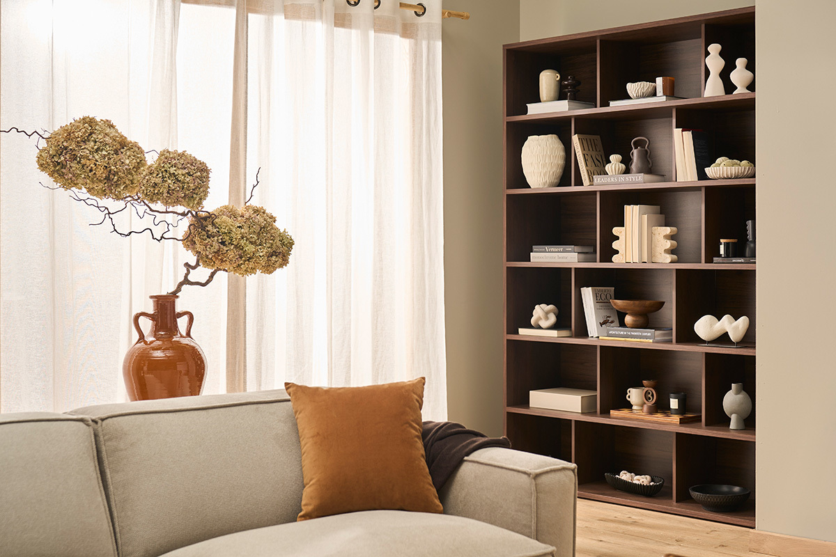 Biblioth�que scandinave finition bois fonc� noyer L140 cm EPURE