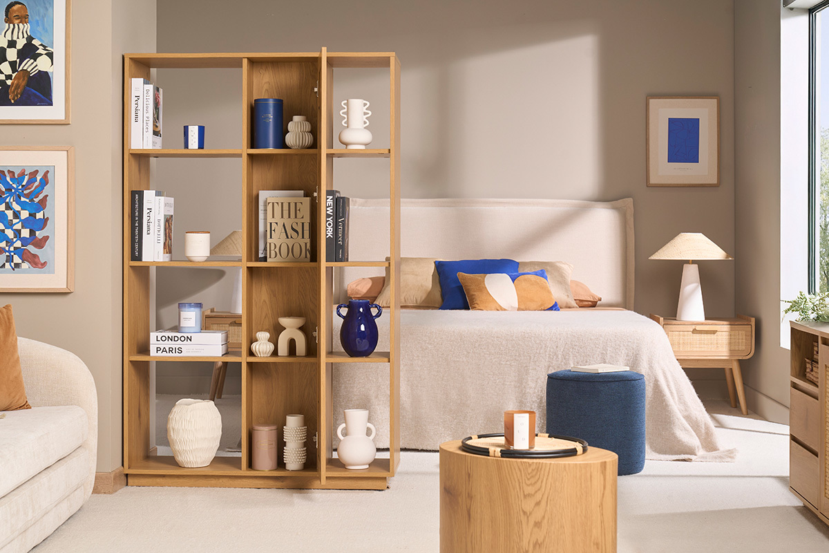 Biblioth�que s�paratrice avec rangements finition bois clair ch�ne et cannage rotin L100 cm ALICANTE