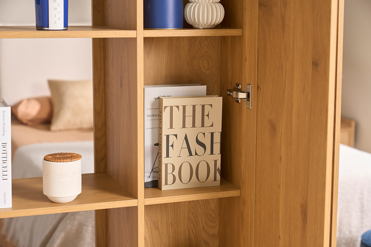 Biblioth�que s�paratrice avec rangements finition bois clair ch�ne et cannage rotin L100 cm ALICANTE