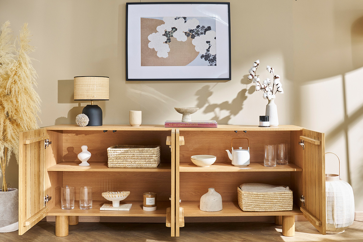 Buffet design en bois clair chne massif grav 4 portes L180 cm GOSHI