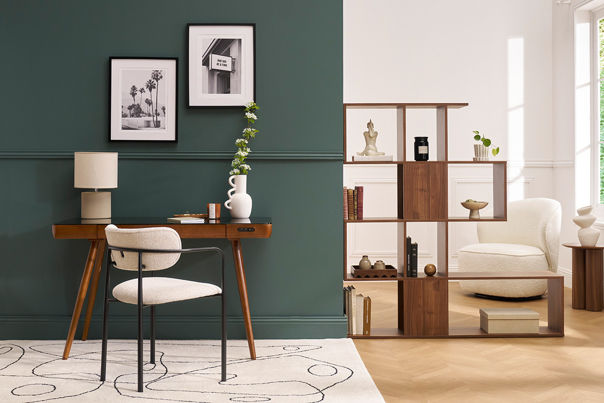 Bureau connect multimdia avec tiroir en verre noir et bois fonc noyer L120 cm CLEVER