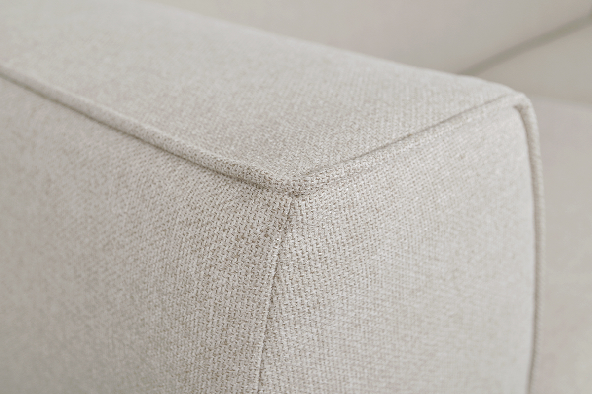 Canap scandinave 2-3 places en tissu beige et bois clair MORRIS
