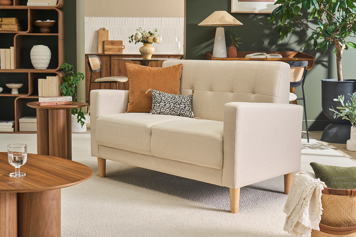 Canap� scandinave 2 places en tissu beige et bois clair MOON