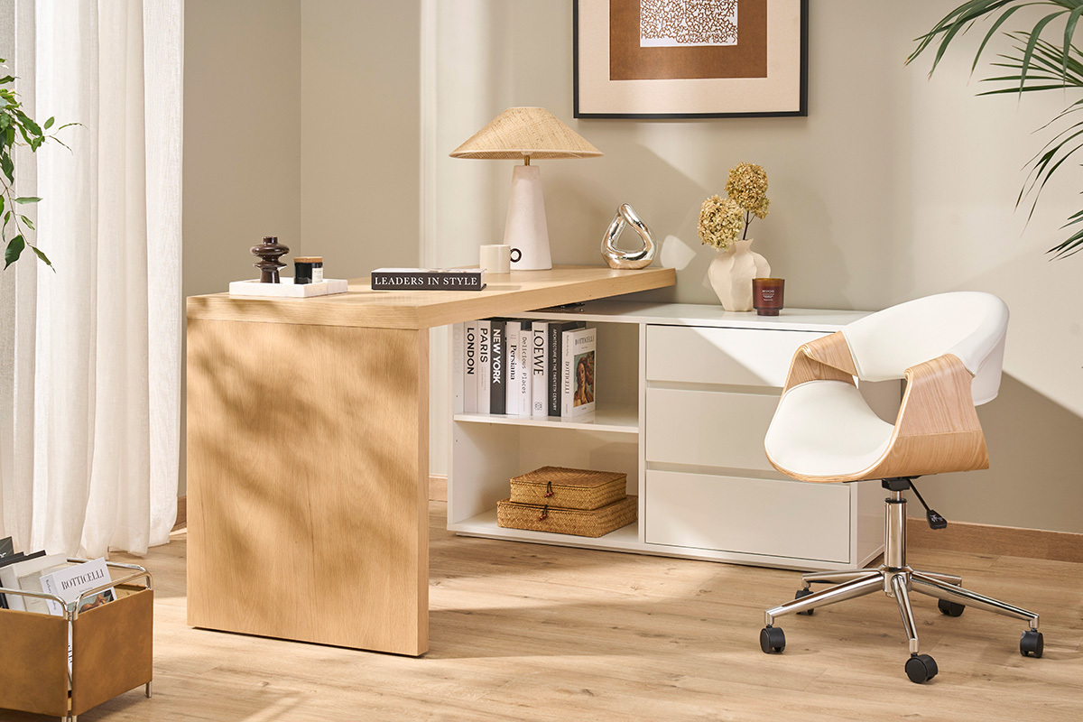 Chaise de bureau � roulettes design blanc, bois clair et acier chrom� ARAMIS