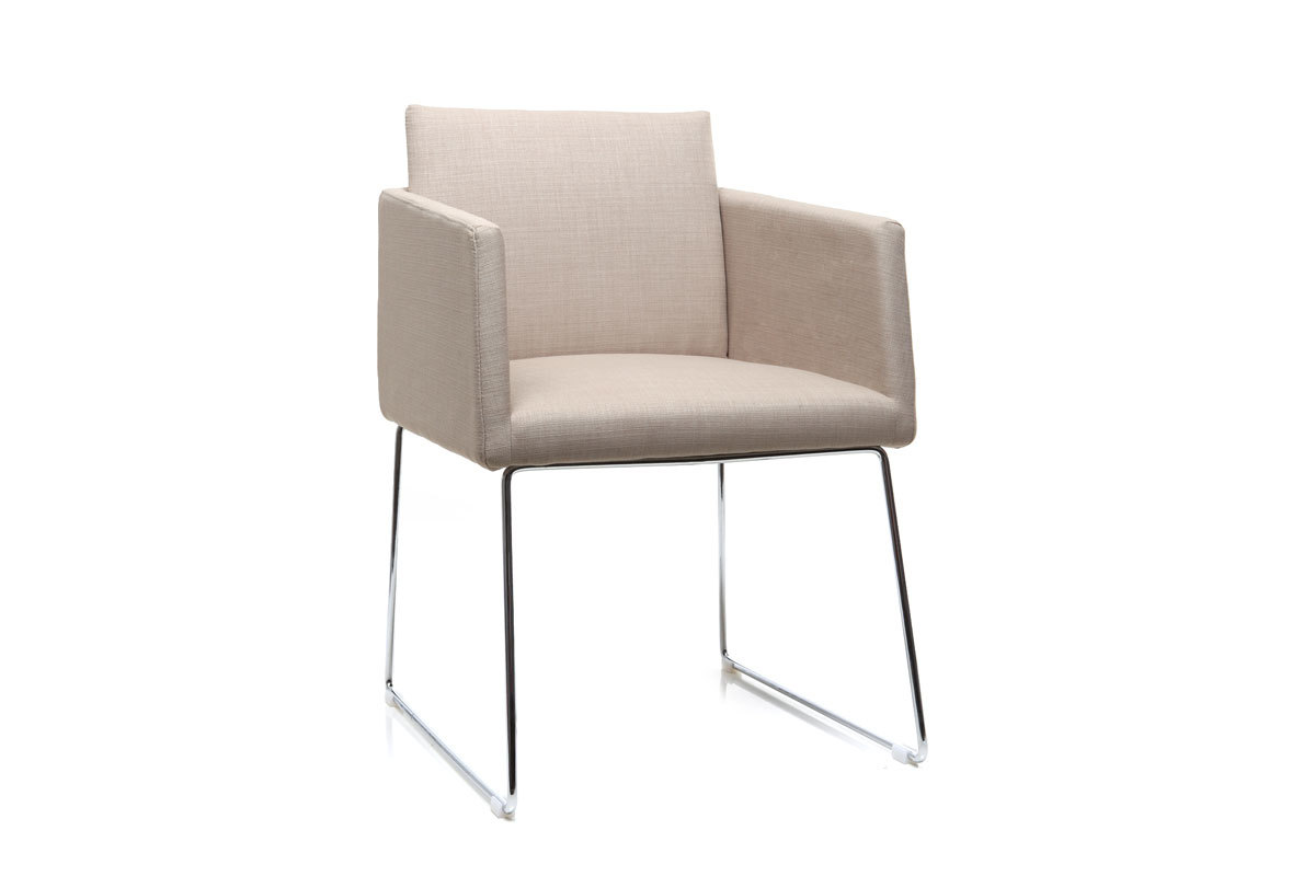Chaise design polyester naturel et acier chrom� NEORA