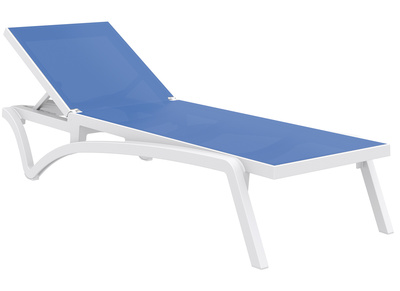 Chaise longue ajustable bleue &agrave; roulettes CORAIL
