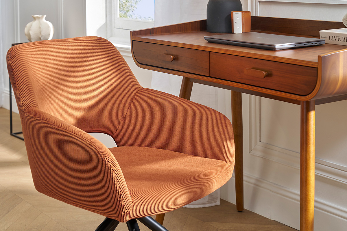 Chaise pivotante 360� en tissu velours c�tel� terre br�l�e et m�tal noir LAURETTE