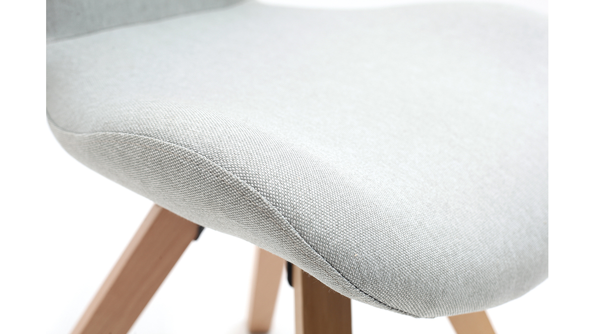 Chaise scandinave en tissu gris clair et bois clair massif ANYA