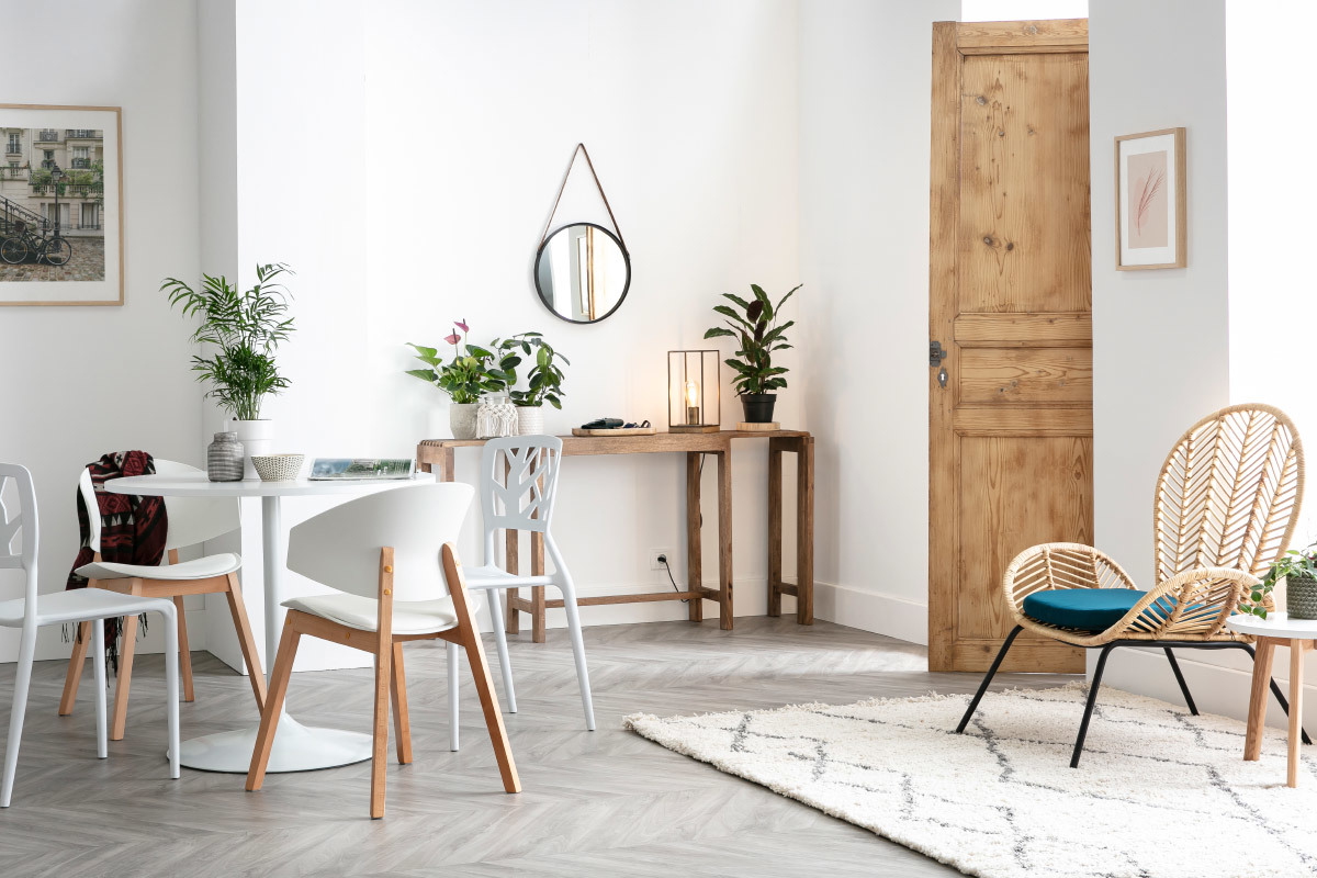 Chaises design blanches empilables int�rieur / ext�rieur (lot de 2) KATIA