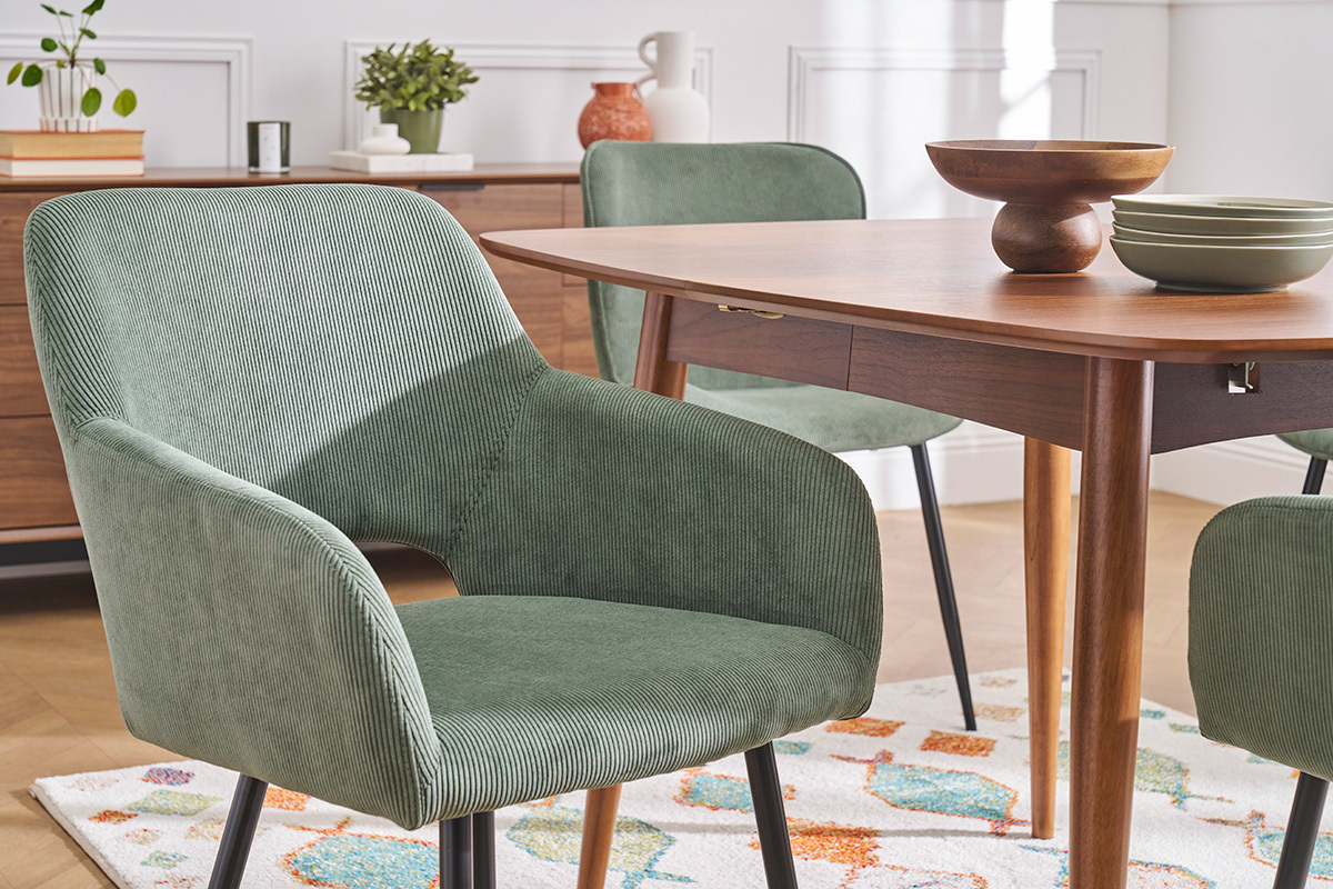 Chaises en tissu velours ctel vert kaki et mtal noir (lot de 2) LAURETTE