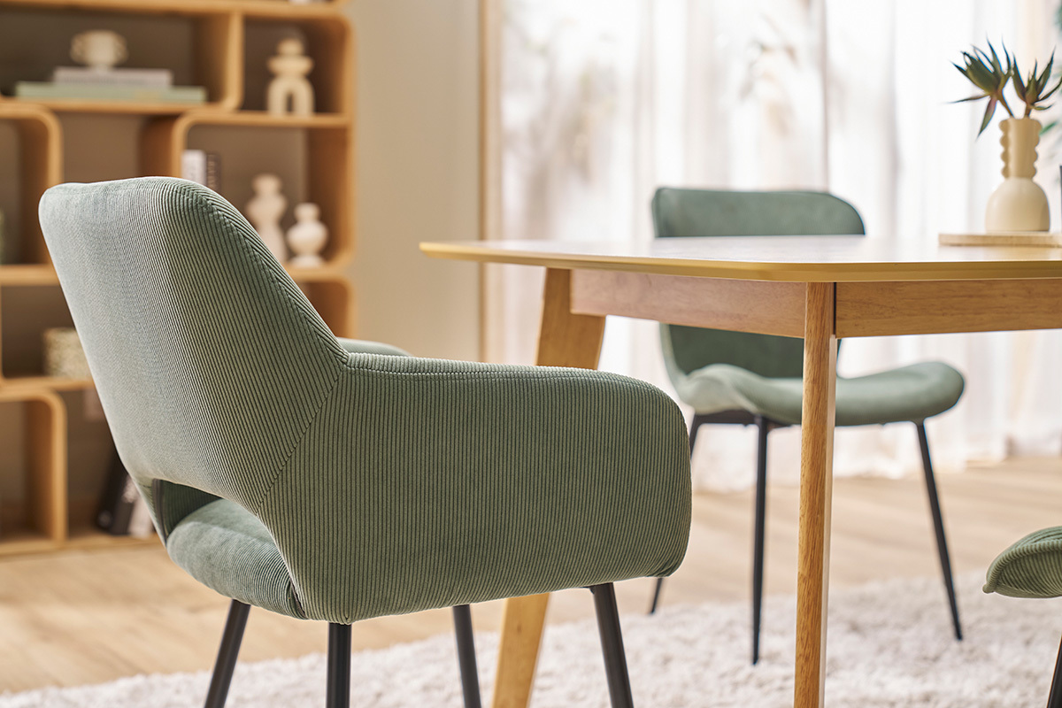 Chaises en tissu velours ctel vert kaki et mtal noir (lot de 2) LAURETTE