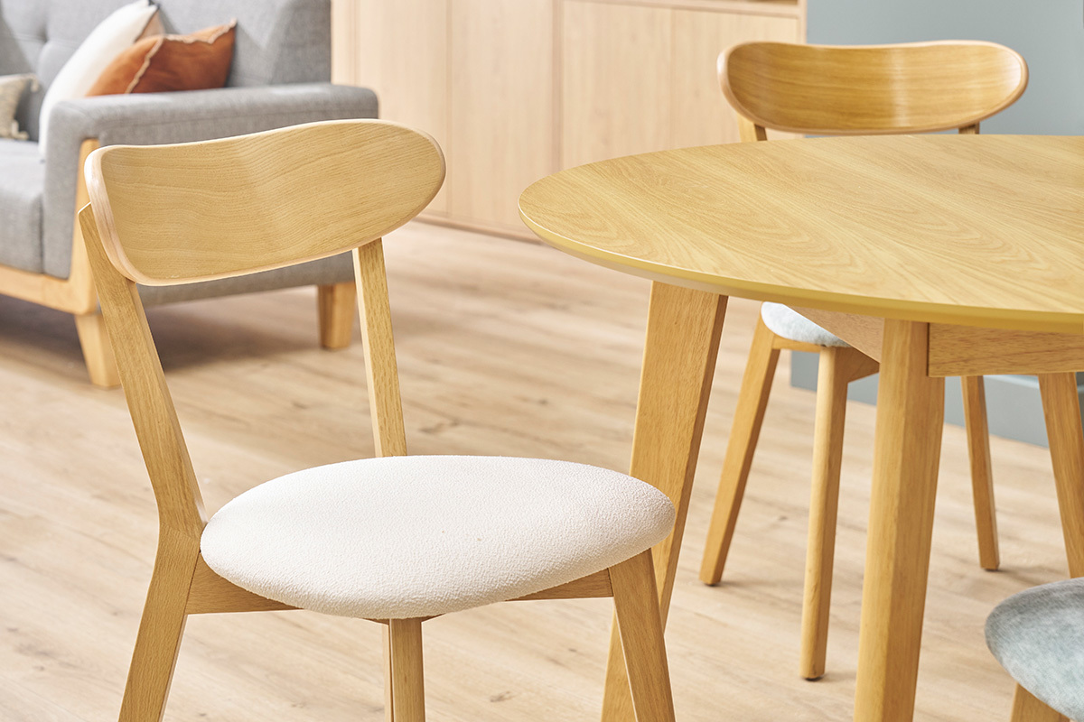 Chaises vintage en bois clair chne et tissu effet laine boucle blanc (lot de 2) DOVE