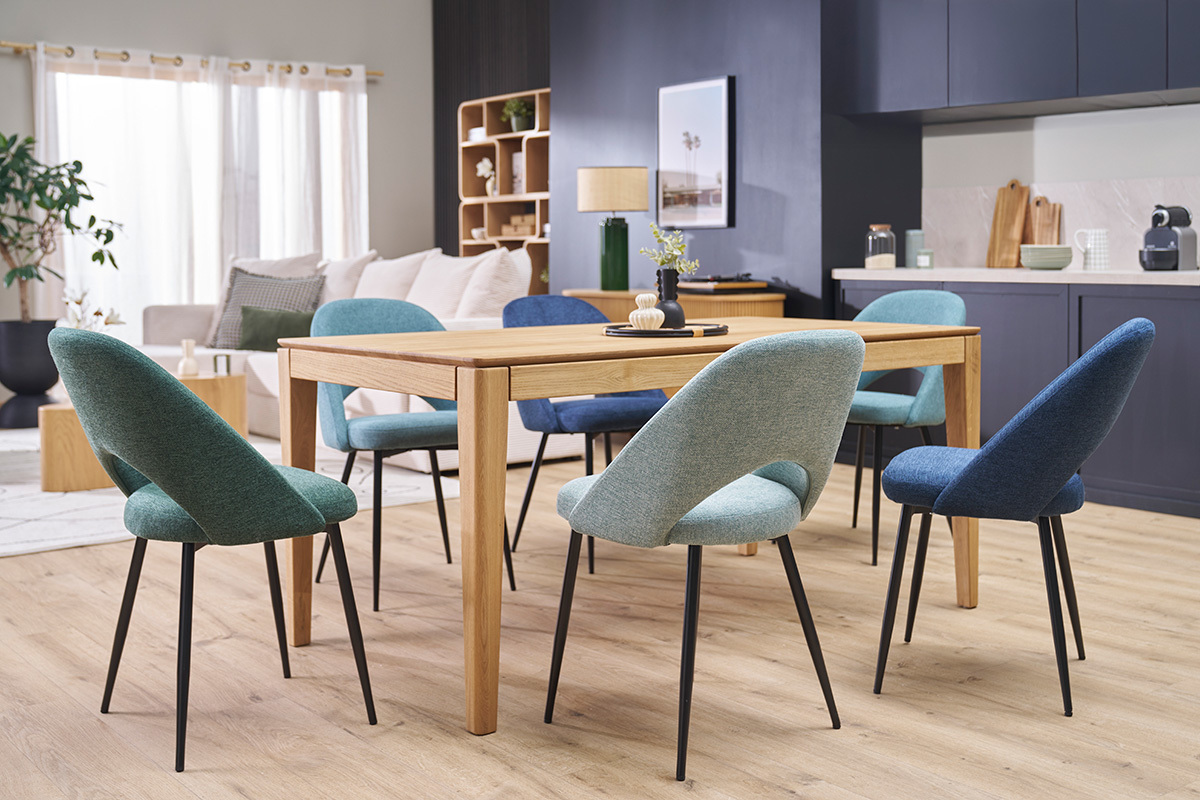 Chaises vintage en tissu effet velours textur� vert c�ladon et m�tal noir (lot de 2) COSETTE