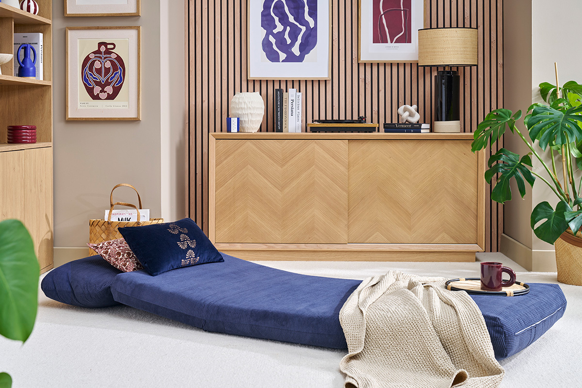 Chauffeuse 1 place convertible en tissu velours c�tel� bleu fonc� SPENCER