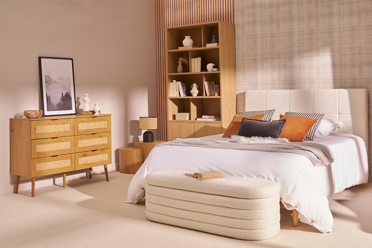 Commode finition bois clair, cannage en rotin et m�tal noir 6 tiroirs L120 cm MANILLE