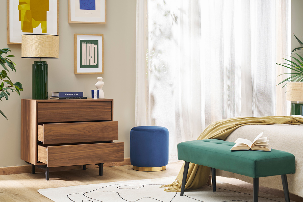 Commode vintage en bois fonc� noyer et m�tal noir 3 tiroirs L81 cm MANNY