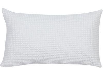 Coussin en coton lav&eacute; blanc cass&eacute; 30 x 50 cm YAM