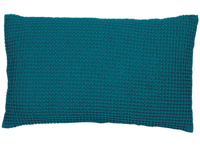 Coussin en coton lav&eacute; couleur bleu topaze 30 x 50 cm YAM
