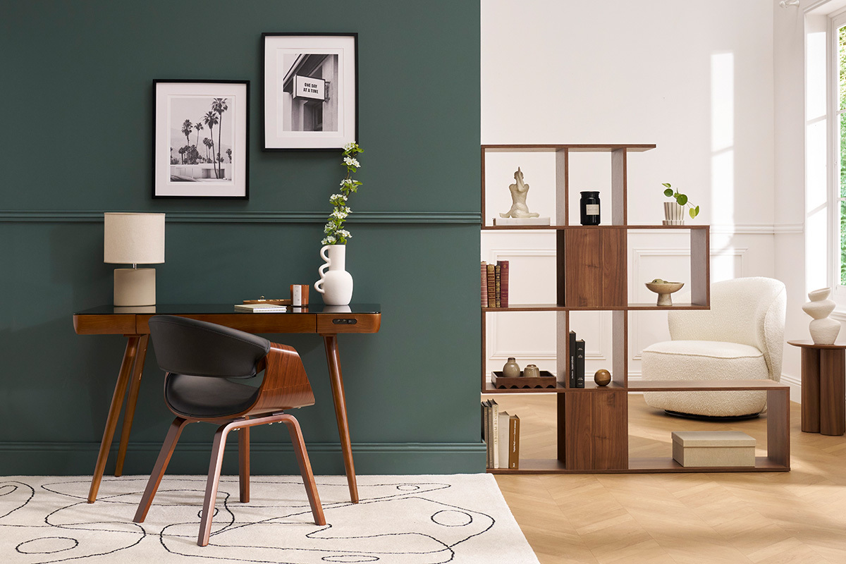 Fauteuil design noir et bois fonc noyer ARAMIS