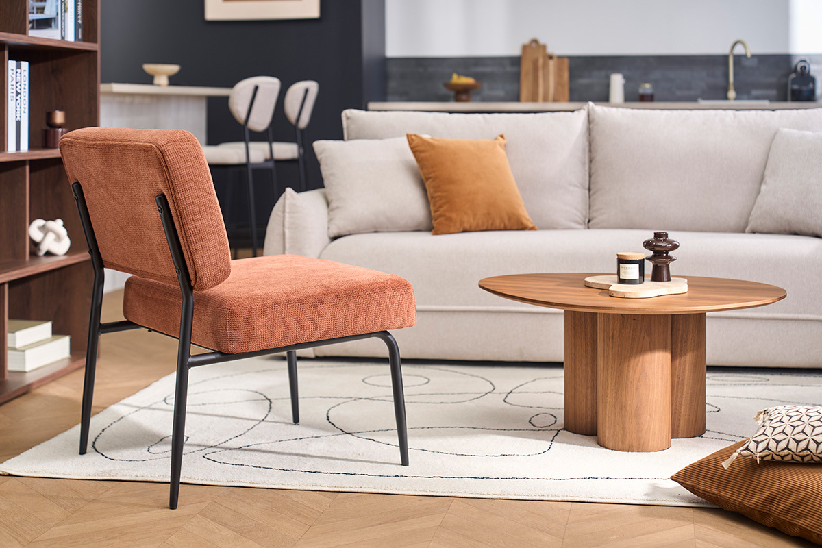 Fauteuil en tissu chenille terre br�l�e et m�tal noir VEDANA