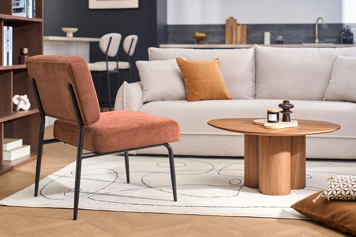 Fauteuil en tissu chenille terre br�l�e et m�tal noir VEDANA