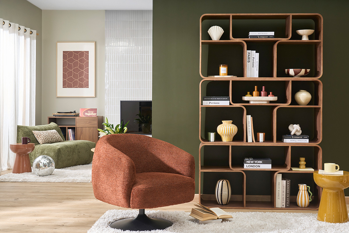 Fauteuil pivotant en tissu effet chenille bross� terre br�l�e et m�tal noir BOWIE