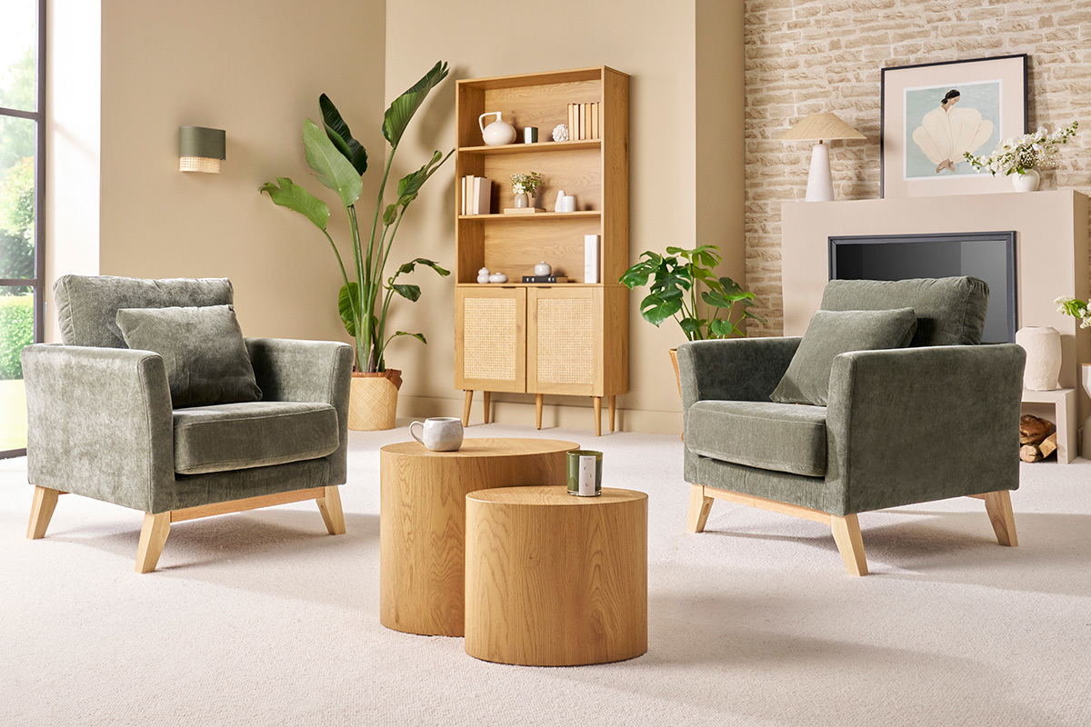 Fauteuil scandinave dhoussable en tissu effet velours vert kaki et bois clair OSLO