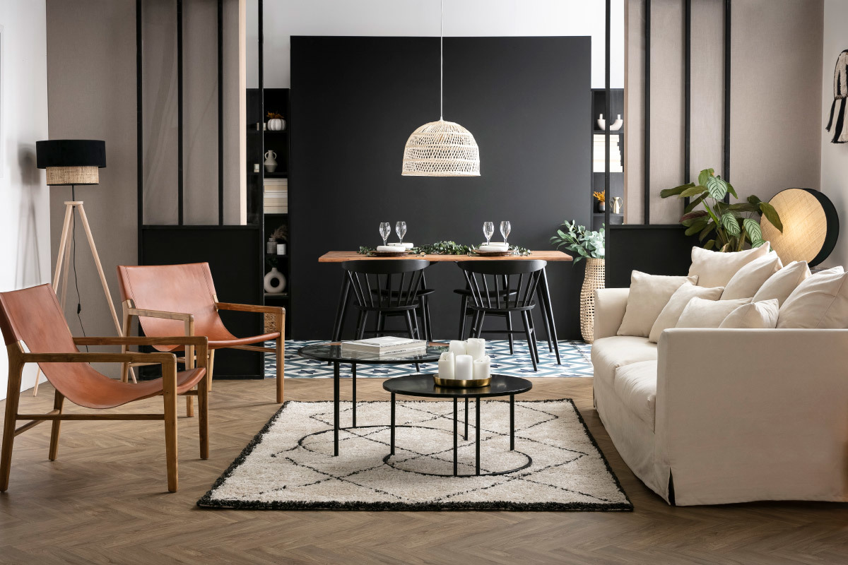 Lampadaire avec abat-jour bi-matire en jute naturel, velours noir et bois clair massif H162 cm CHILL