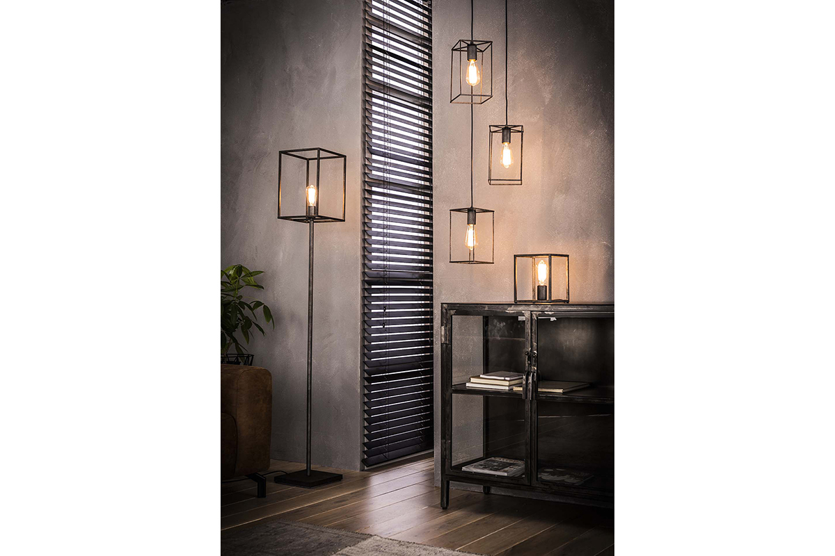 Lampadaire industriel en m�tal finition argent ancien ARCHI