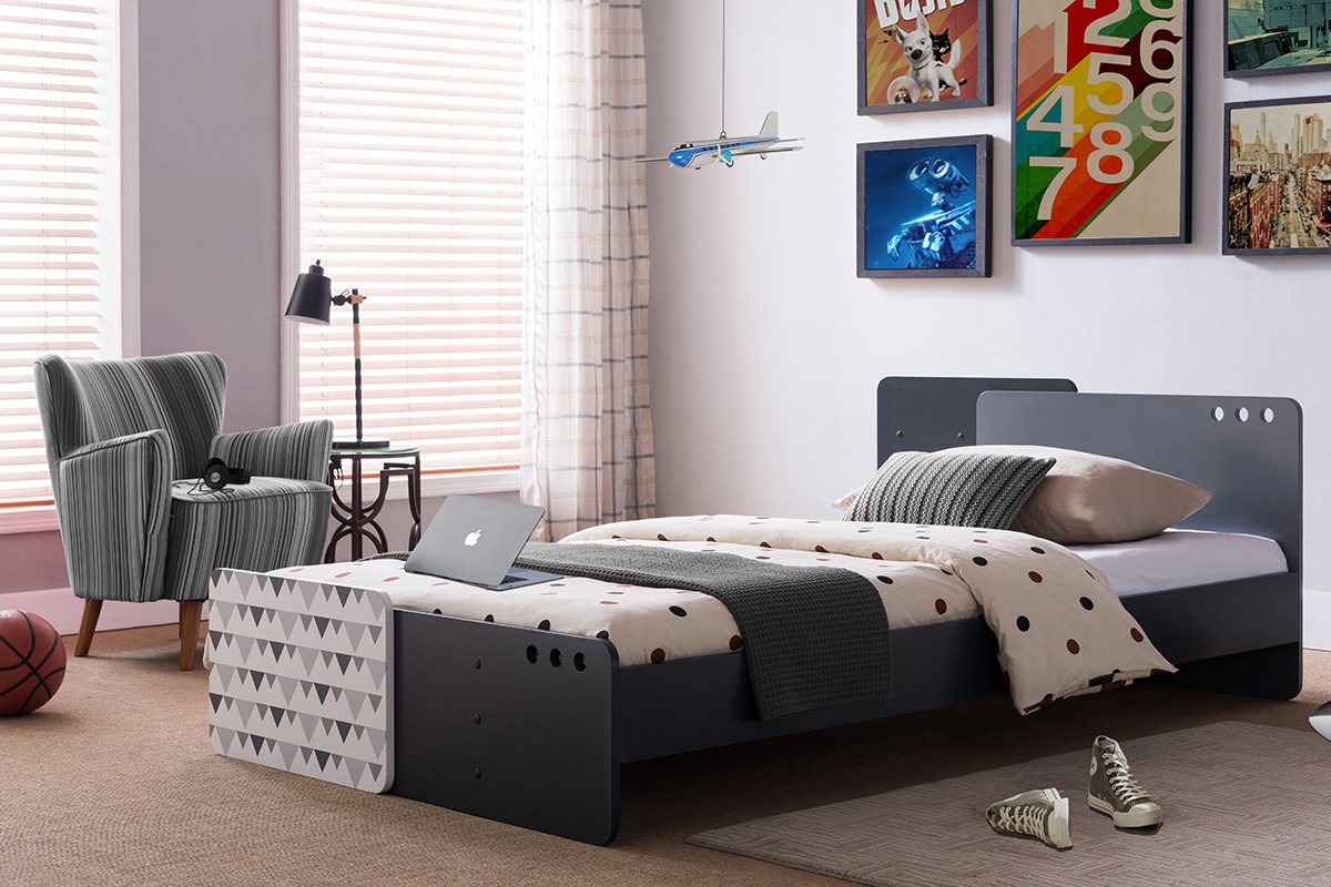 Lit enfant volutif gris avec imprim gomtrique TERTIO