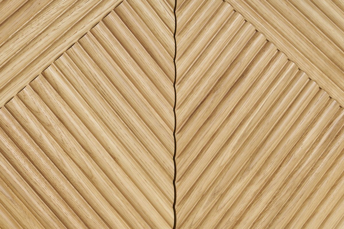 Meuble TV design en bois clair chne massif grav et mtal noir 4 portes L180 cm ARCHIPEL