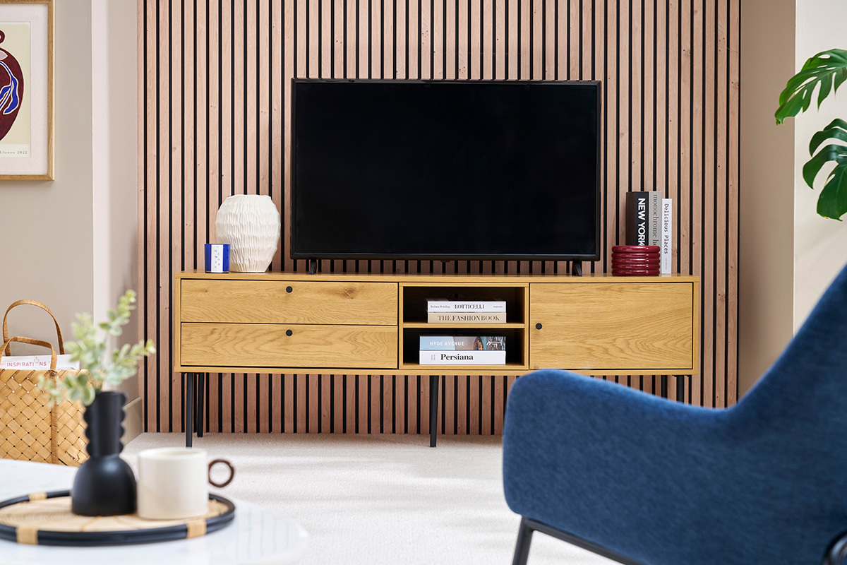 Meuble TV finition en bois clair ch�ne et m�tal noir L160 cm PERNELLE
