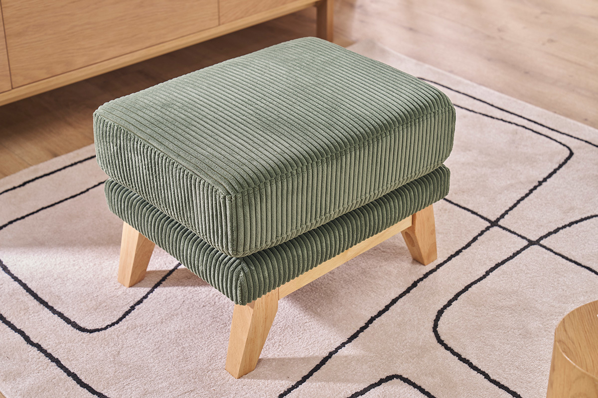 Pouf repose-pieds scandinave en tissu velours c�tel� vert kaki et bois clair OSLO