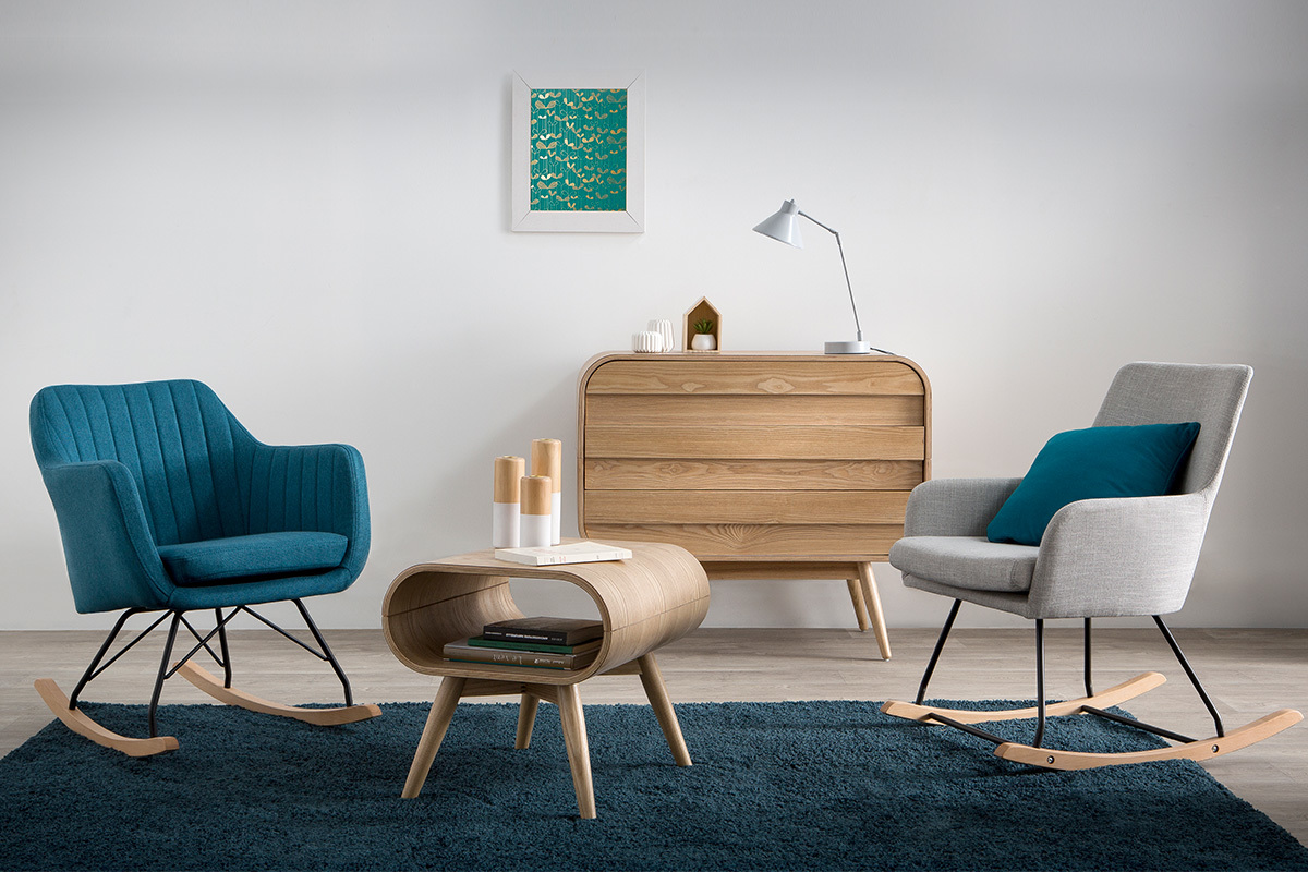 Rocking chair scandinave en tissu naturel, m�tal noir et bois clair SHANA