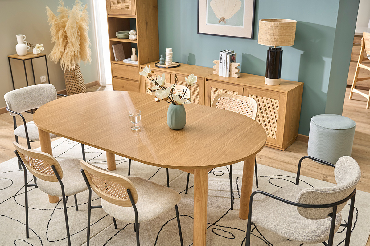Table � manger ovale extensible en bois clair fr�ne L180-230 cm CLAUDIE