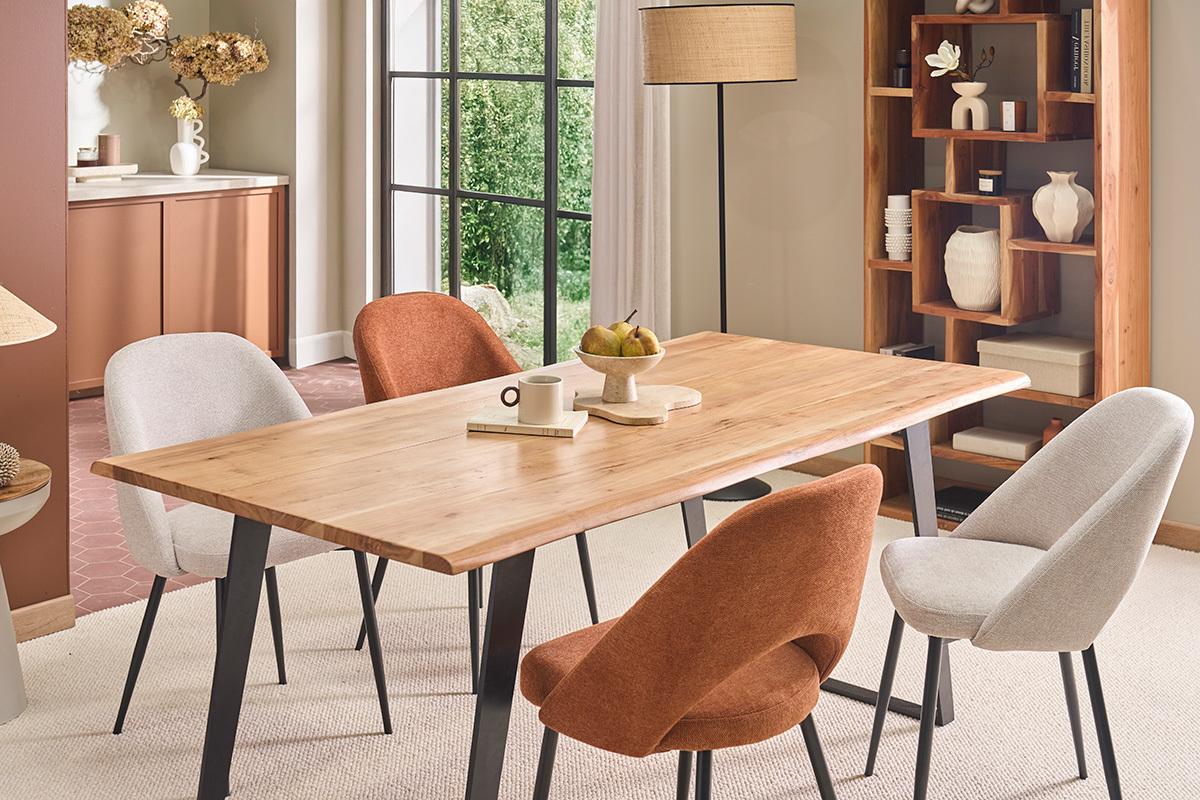 Table � manger rectangulaire en bois massif et m�tal noir L175 cm KORA