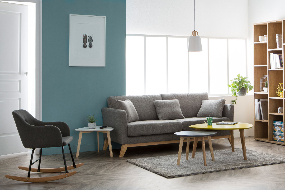 Table basse design triangle blanc SARA