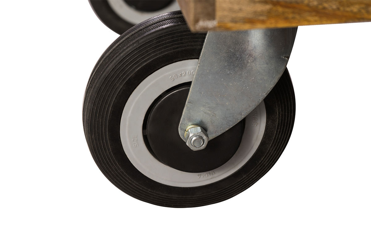 Table basse industrielle � roulettes en manguier massif L80 cm ATELIER