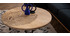 Table basse ronde gravée en manguier massif et métal noir VIBES