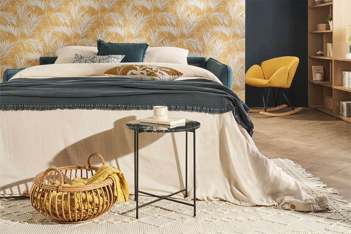 Table d'appoint ronde design noire en marbre et mtal D42 cm SARDA