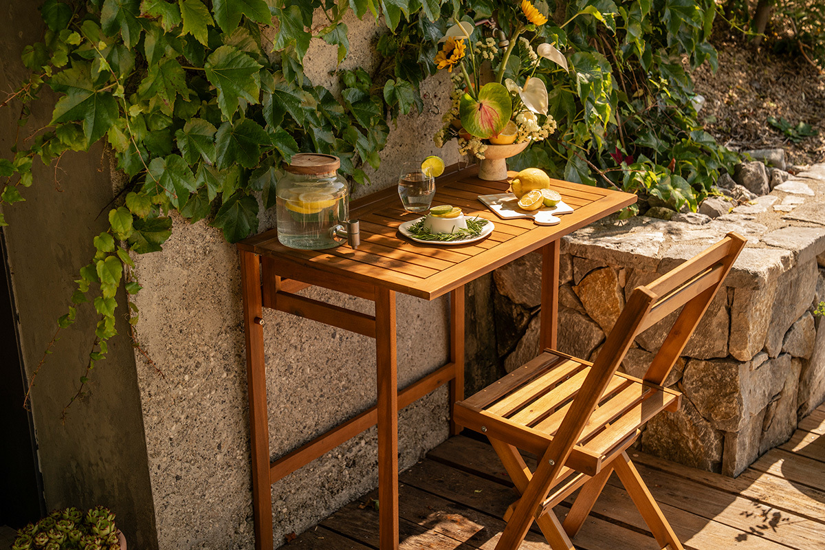 Table de balcon pliante en bois massif L80 cm CARMEN