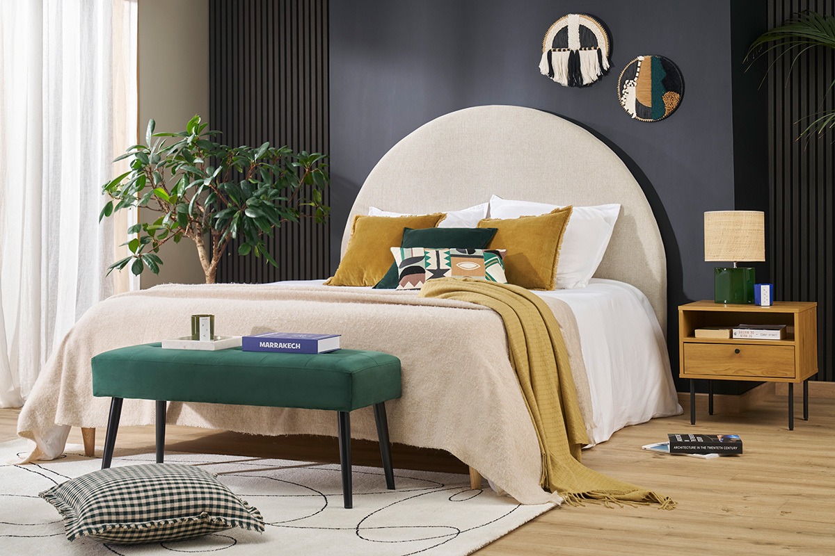 Table de chevet avec rangements finition bois clair ch�ne et m�tal noir PERNELLE