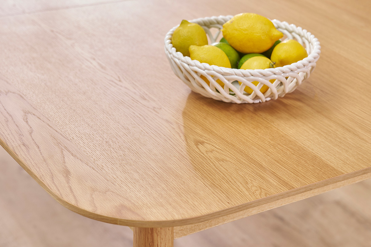 Table extensible rallonges intgres rectangulaire en bois clair chne L160-210 cm ANK